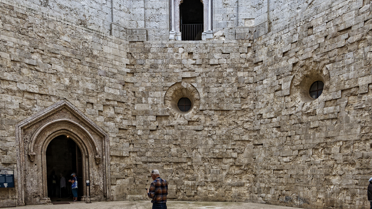 20251019•140411•Castel del Monte•Corato•Apulia•IT